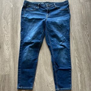 Mossimo Mid Rise Skinny Jean Women’s 16 Short Stretch Denim